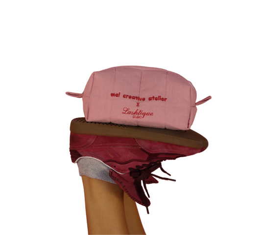 Necessaire Mel Creative Atelier x Lashtique Studio